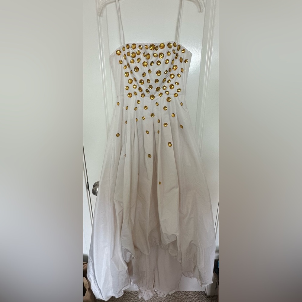 BCBGMAXAZRIA GOWN STRAPLESS TAFFETA GARDENIA DRESS EMBELLISHED WEDDING Size 4